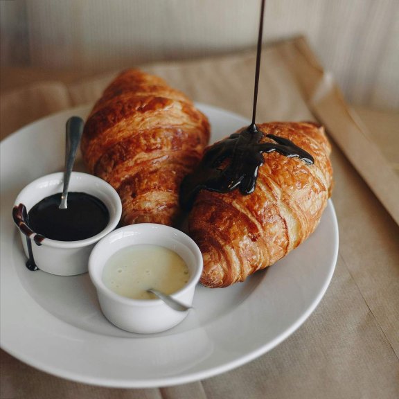 croissant-compressed