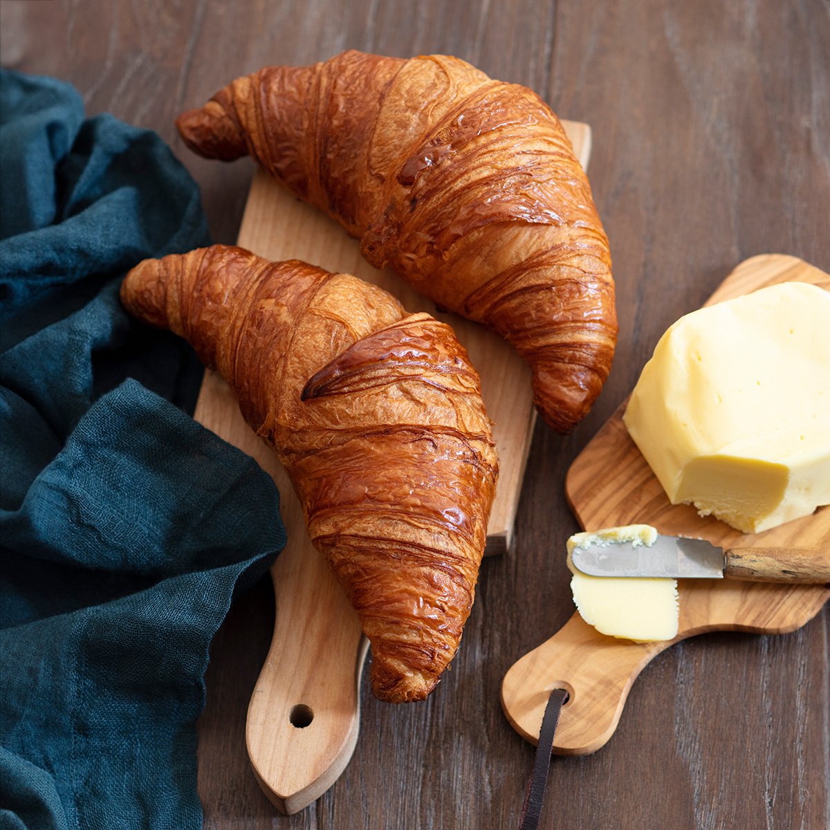 CROISSANT VUOTO BURRO 24% 56 x 80g